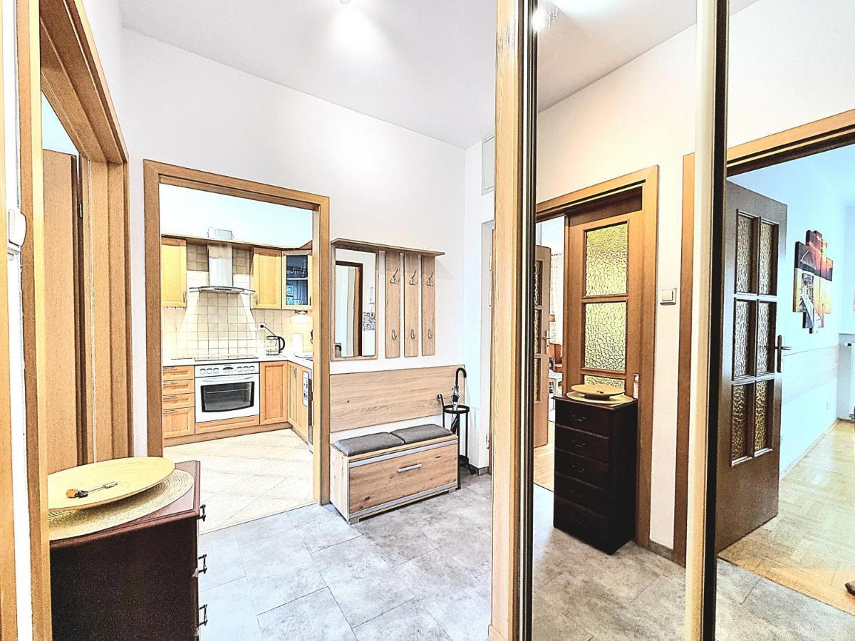 Saska Kepa Apartment Warszawa Eksteriør bilde